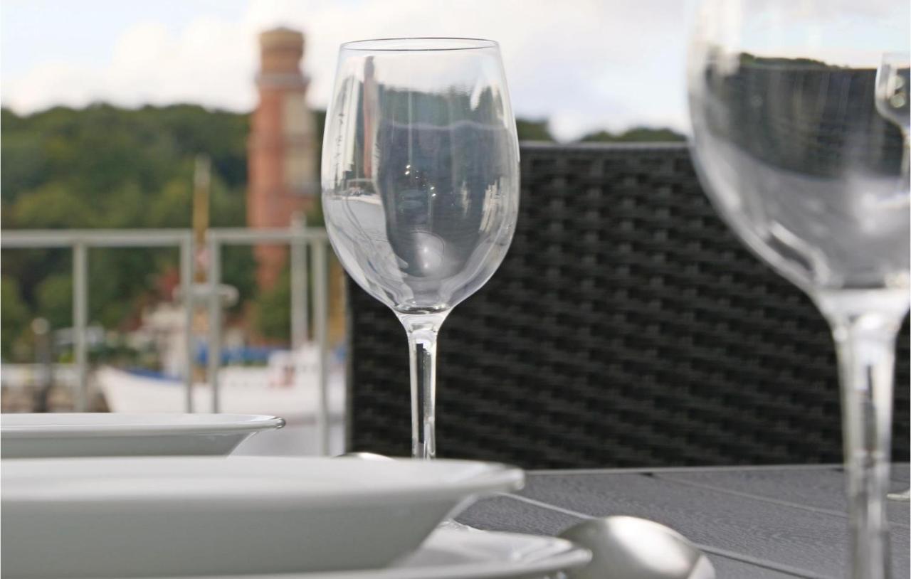 Promenadenvilla Lübeck Exteriör bild